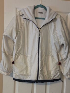 Reversible Weather Tamer Women’s White Hooded Ski Jacket with Navy Trim